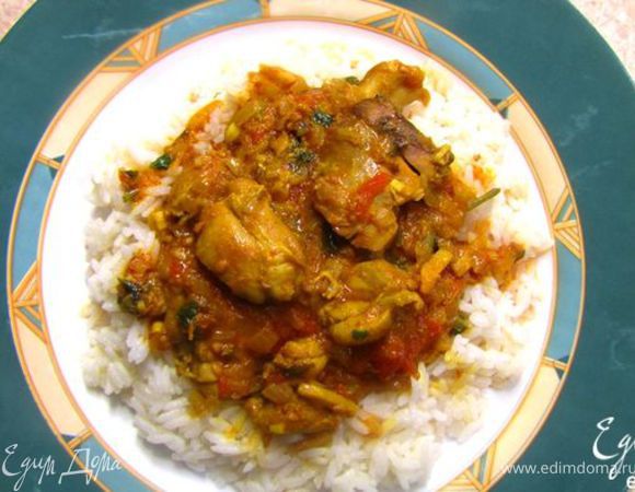 Пряность Гарам масала
Гарам масала - южная и юго-восточная пряность.
В нее входят различные ингредиенты в разных странах.
В том пакете, который я купил были следующие ингредиенты:
Кориандр (кинза)
Кумин (зира)
Душистый перец
Мускатный орех
Черный перец
Кардамон
Гвоздика
Фенхель
Лавровый лист
Пропорции, конечно же, я не знаю.
Тем не менее можно поэкспериментировать 