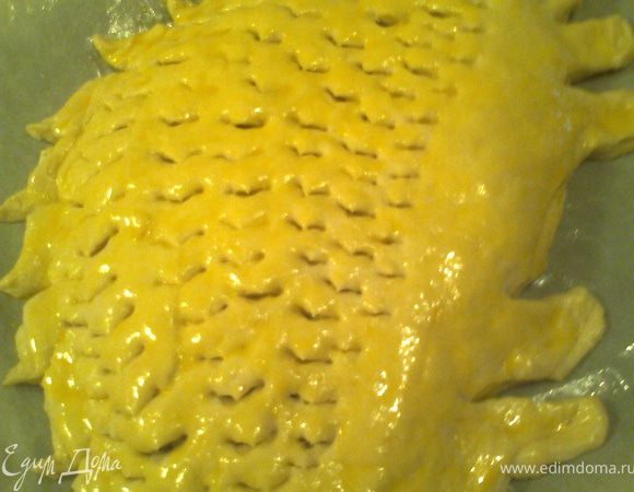 И смазываем нашего динозаврика.