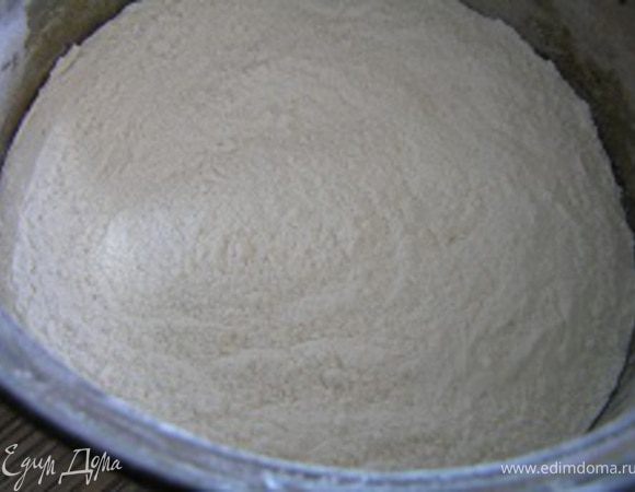 Смешать все сухие ингредиенты. 