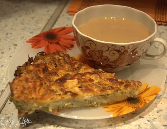 Выключаем духовку, чуть приоткрываем духовку, и даем творению немного остыть. 
Достаем, еще чуть остужаем, нарезаем. 
Завариваем чаек, зовем семейство к завтраку, и вкушаем свое прекрасное творение, выслушиваем комплименты домочадцев. Все конец.