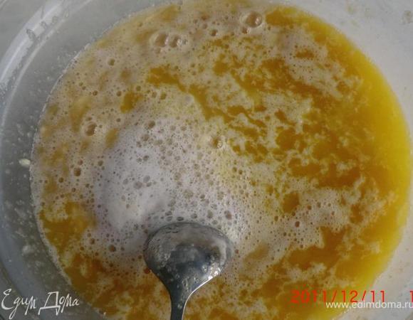 добавляем маргарин и соду