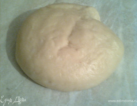 смешиваем все ингредиенты,и как тесто подойдёт готовим наши булочки