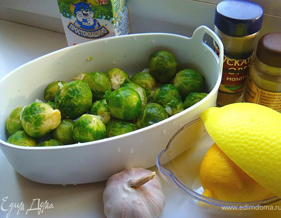 Ингредиенты, которые нам понадобятся! Их немного, что можно сказать и о времени приготовления этого гарнира! 