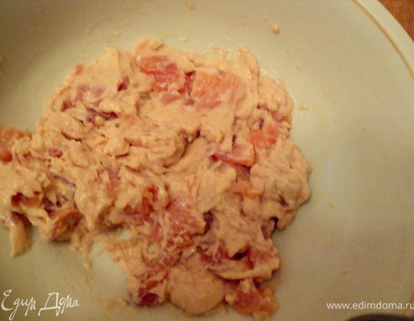 1/3 семги нарезать небольшими кубиками