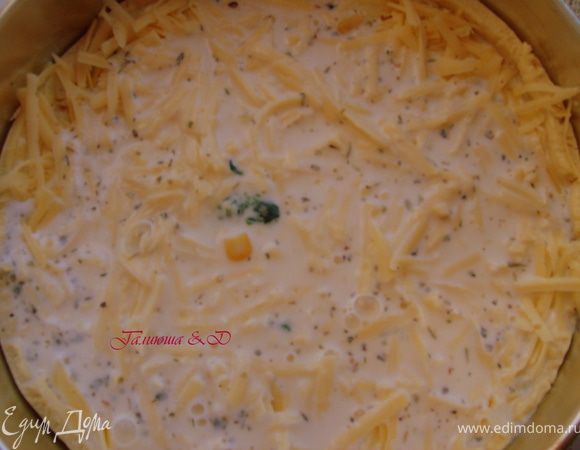 Заливаем нашей заливкой начинку, заливка будет полностью покрывать ее.