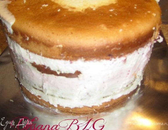 Поставить в холодильник на 5-6 часов. После охлаждения, достать перевернуть из формы.