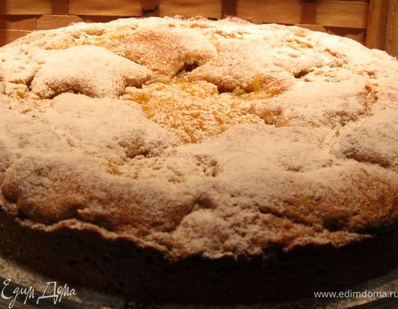 Готовый пирог посыпать сахарной пудрой Подавать охлажденным.