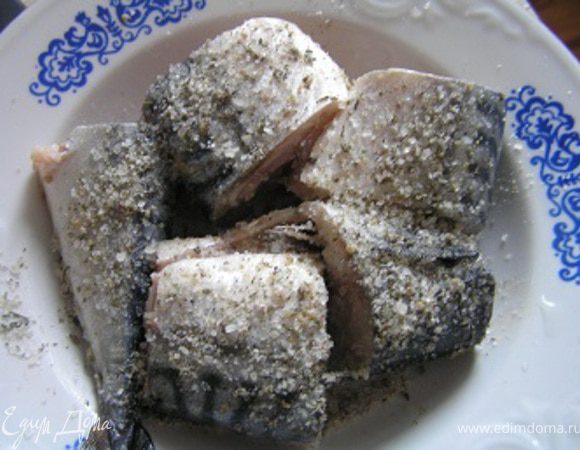 полить лимонным соком и посыпать адыгейской солью.