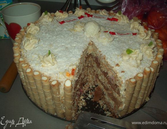 У меня было 6 коржей 3 белых и 3 коричневых,в тесто добавить 3 ложки какао