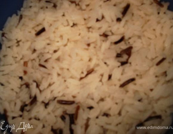 сварить рис.Брала часть белого и черного.