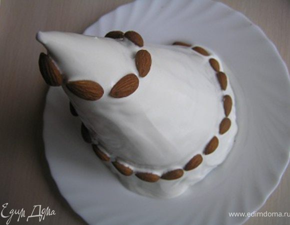 Сделать спиралевидный ряд из миндаля,