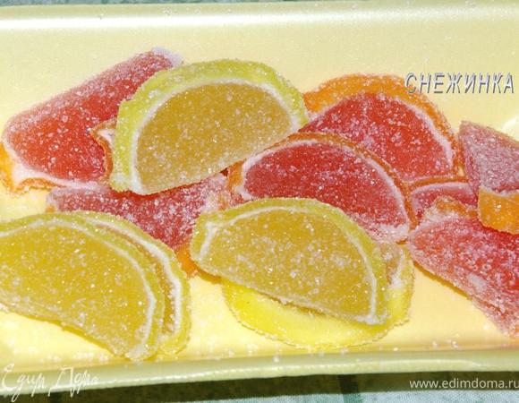 Далее нам понадобится мармелад, который сделан в виде долек.