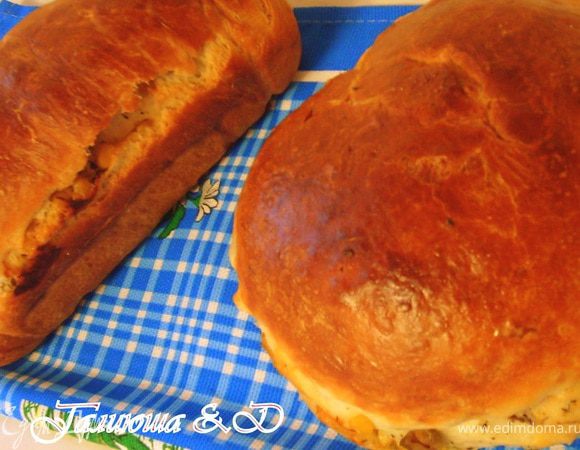 Выпекать при температуре 200 гр. 40 минут. (Ориентируйтесь по своей духовке;)Получается ароматный пикантный хлебушек:)))