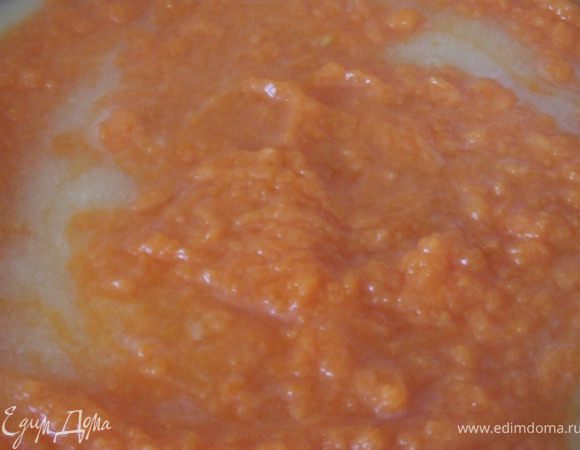 Тыку очистить, отварить. В кастрюльке нужно растопить масло до коричневого цвета. 
  Берем глубокую миску, в которой взбиваем масло с сахаром, затем добавляем яйцо, ваниль и пюре. Добавить специи, муку и соль. Перемешать.
Шоколад мелко нарезать и добавить к массе (можно посыпать сверху).
Выпекать в духовке 35 минут. Остудить и разрезать на квадратики.