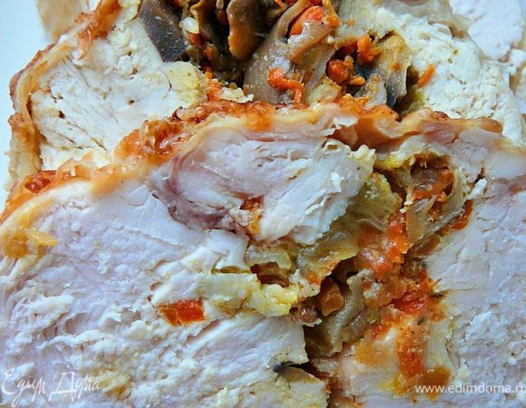 Достаем,срезаем нити и нарезаем ломтиками,можно подавать как и горячим,так и холодным.