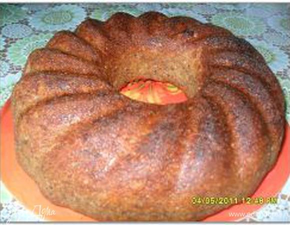 Выпекать 35-45 мин при температуре 170 градусов, проверяя на готовность спичкой.