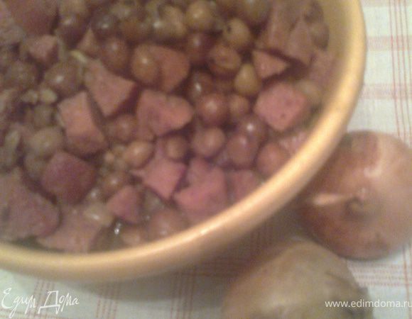 После выключения оставить под крышкой минут на 10 (если была лишняя жидкость-она впитается) Подают это блюдо горячим в общем блюде,а в кафе предложат к нему стаканчик... КЕФИРА! Вот такие пристрастия были у латышских крестьян и передались по наследству нашему поколению!Попробуйте вначале меньшую порцию, а потом, может, войдёте во вкус)))