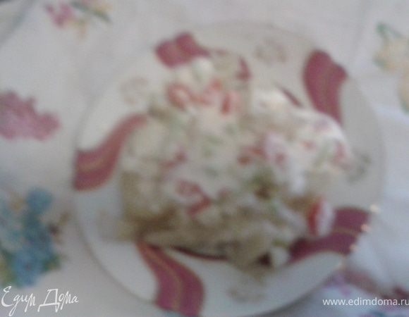 картофель выложить на тарелку разломить и полить соусом.