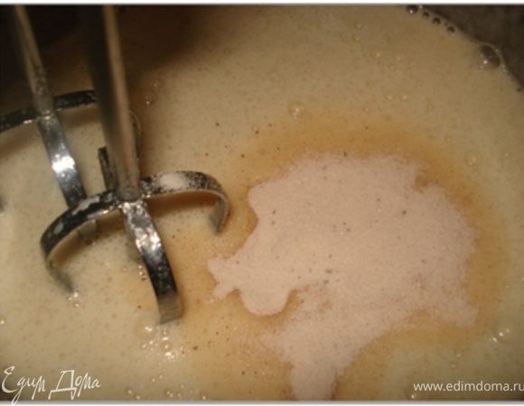 Добавить смесь приправ.