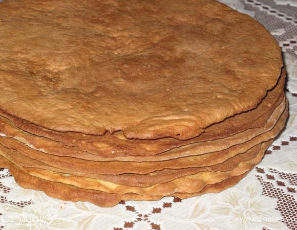 Вот такие ароматные коржи испеклись.