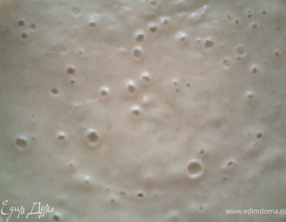 С вечера делаем закваску:всё смешиваем,накрываем и оставляем на 12-16часов.