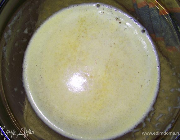 Сливочное масло растопить.