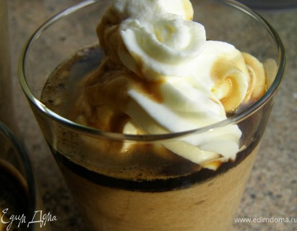 и кофейным соусом