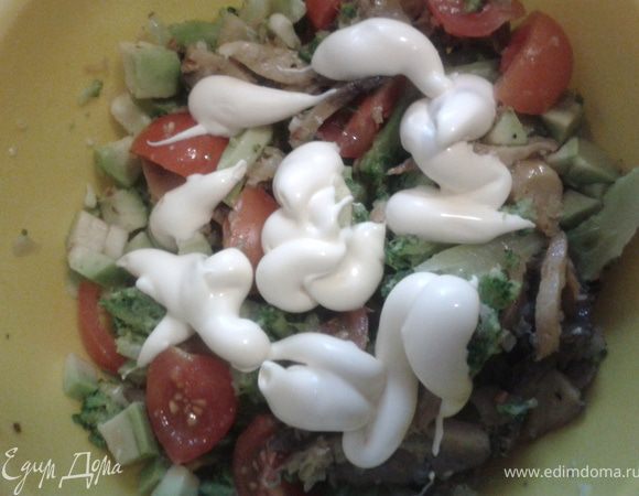 добавить майонез,перемешать.