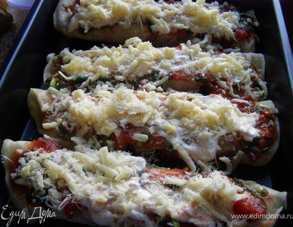 сметаной/сливками, присыпем сыром,