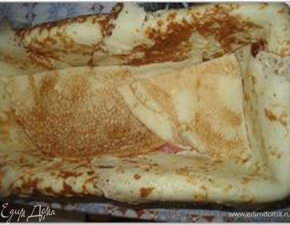 Накрыть блинами.
