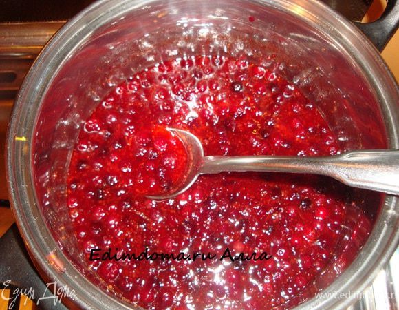 Снять соус с плиты, охладить и отправить в холодильник часа на 2.