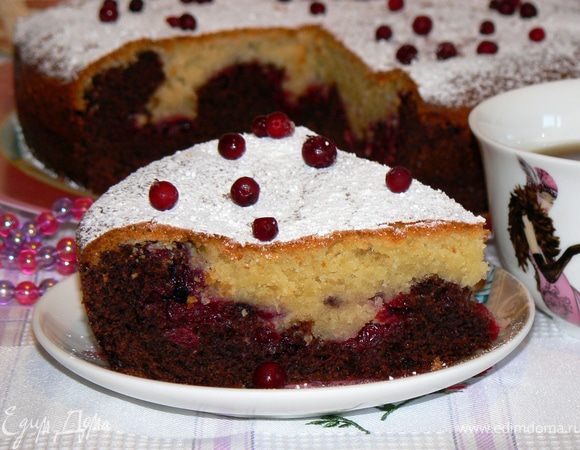 Посыпать сах. пудрой.