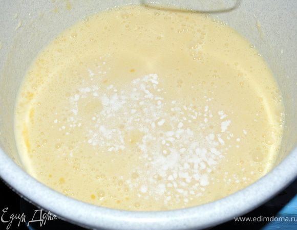 Добавьте соду.