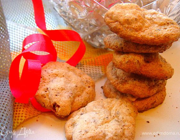 Запекать,скорее подушивать примерно 30 минут. Сверху печеньица будут хрусткими-внутри-тягучими. Горячими снять с противня и остудить на решетке или тарелочке.

Угощайтесь!