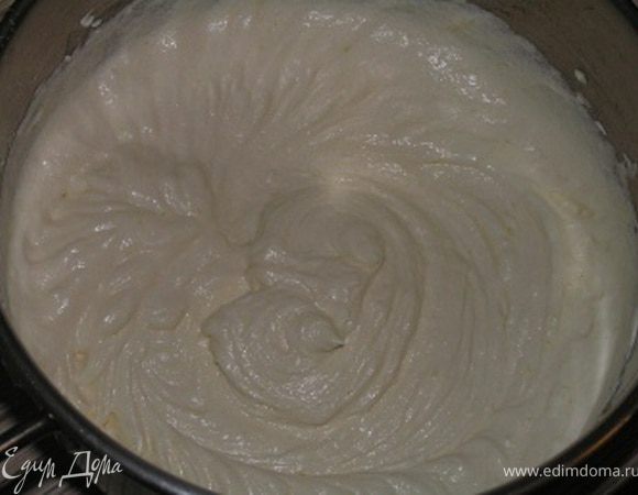 взбивать около 10 минут. Убрать в холод на несколько часов.