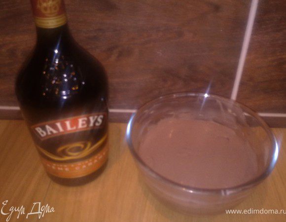 Добавить какао и ликер