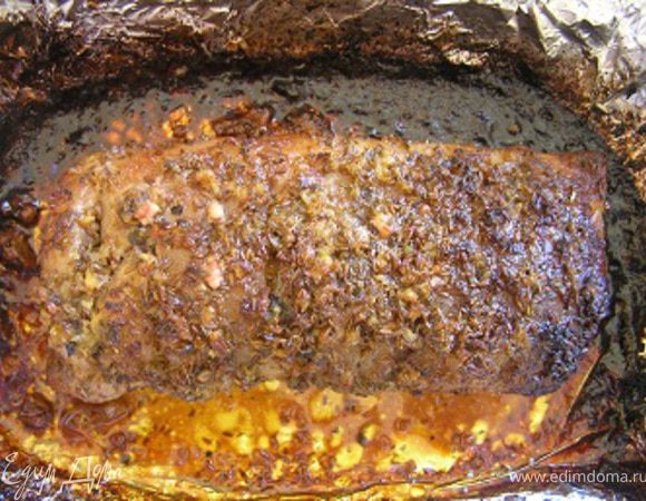 Затем раскрыть фольгу и дать мясу зарумяниться.