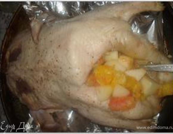 Нафаршировать утку гущей (жидкоть нам пригодится для поливки)