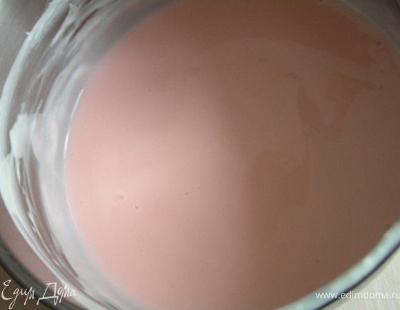 Клубничное бланманже приготовить аналогично. 