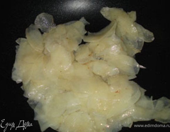 Подавать со сладким картофелем фри или почти фри. Картофель порезать на тонкие пластинки, я использую овощечистку.Поджарить на растительном масле и за 10 минут до готовности в сковороду добавить сахар, где то 3ч л