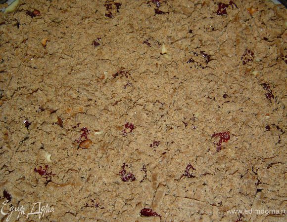 а сверху натираем один кусочек теста №2 на крупной терке.