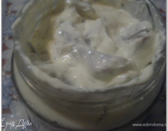 В получившейся смеси замариновать вторую часть сельди и поставить также на 2 дня в холодильник. Приятного аппетита!