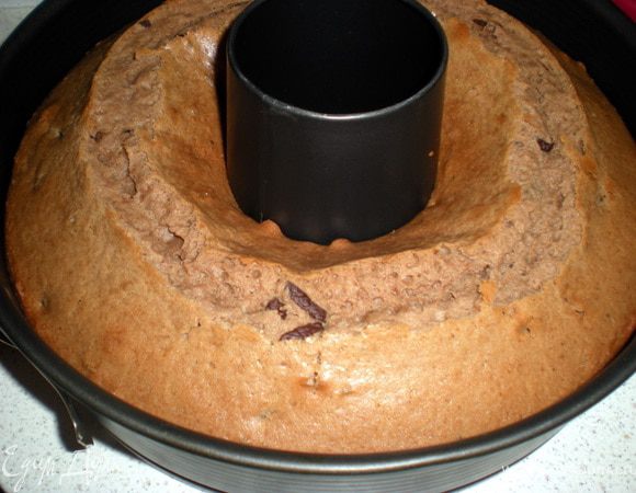 <font style="vertical-align: inherit;"><font style="vertical-align: inherit;">Выпекаем при </font><font style="vertical-align: inherit;">180</font></font>°C <font style="vertical-align: inherit;"><font style="vertical-align: inherit;">до сухой палочки.</font></font>