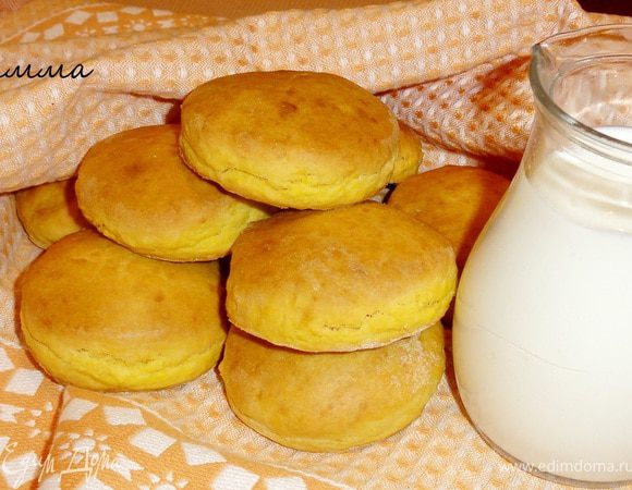 Дайте остыть. Подавайте с молоком, чаем или кофе. Очень вкусно с маслом или медом) 