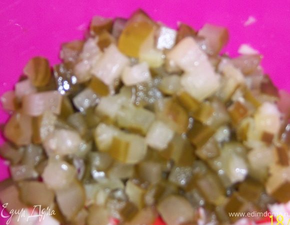 ...соленые огурцы