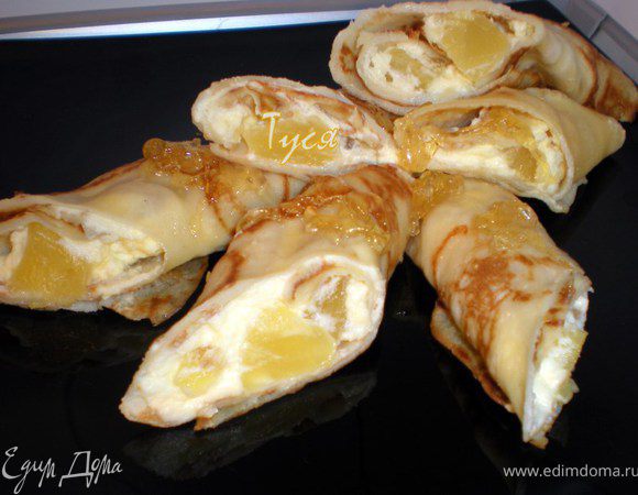 Полить сиропом и подавать.