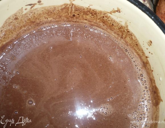 добавить 100 гр. сливок, хорошенько перемешать 