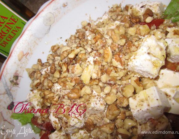 Добавить измельченные орехи.