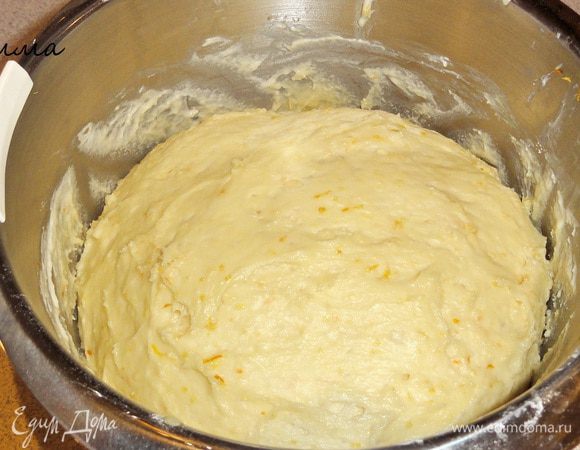 Тесто увеличится в два-два с половиной раза.