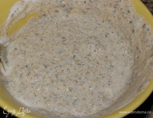 Добавим йогурт, перемешаем